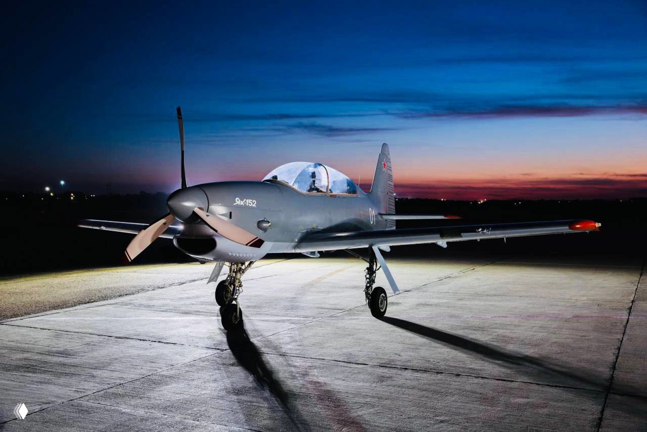 Як-152 — «летающая парта» для подготовки пилотов