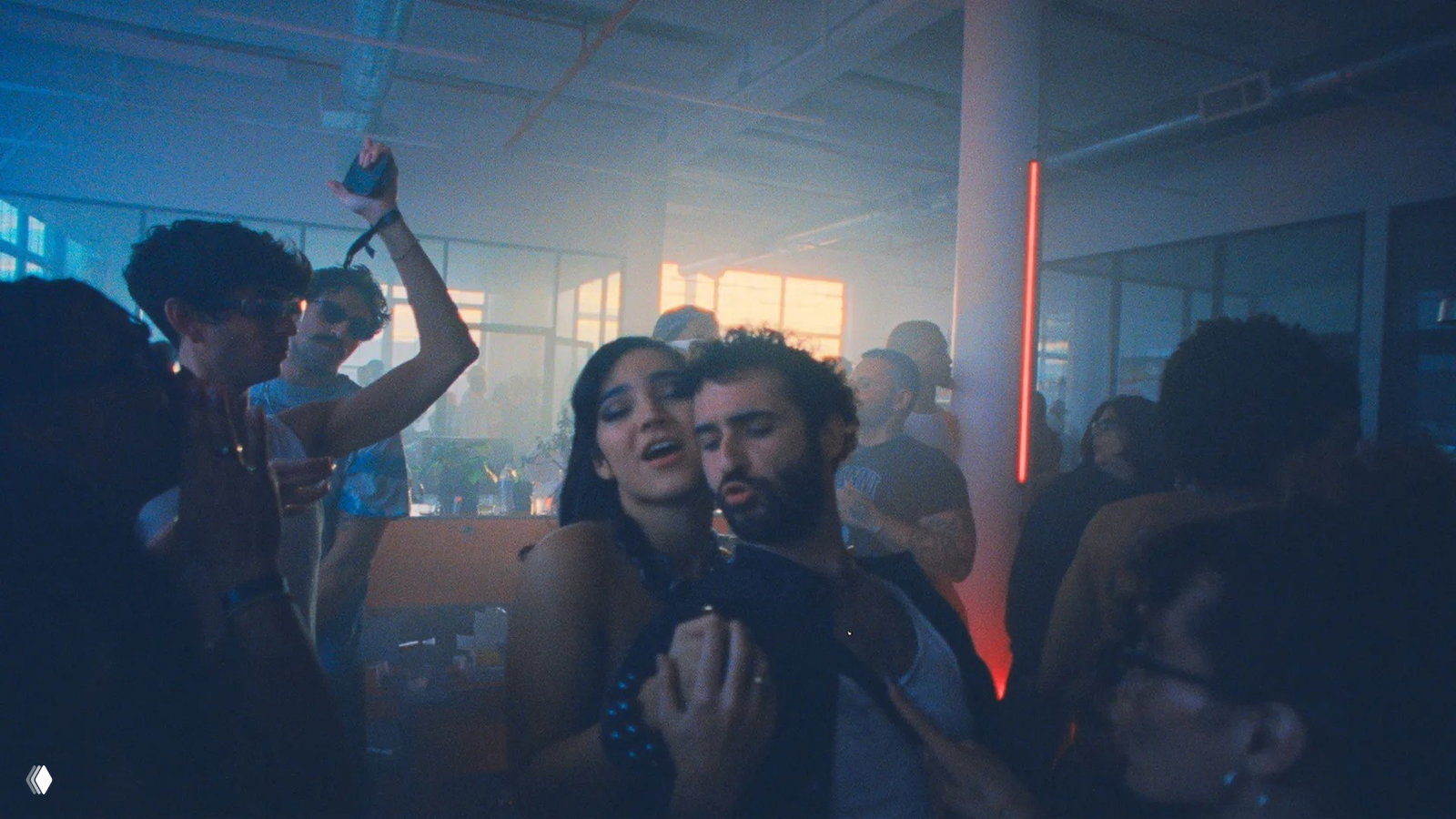 Интервью The Hollywood Reporter: Club Kid — часть 1